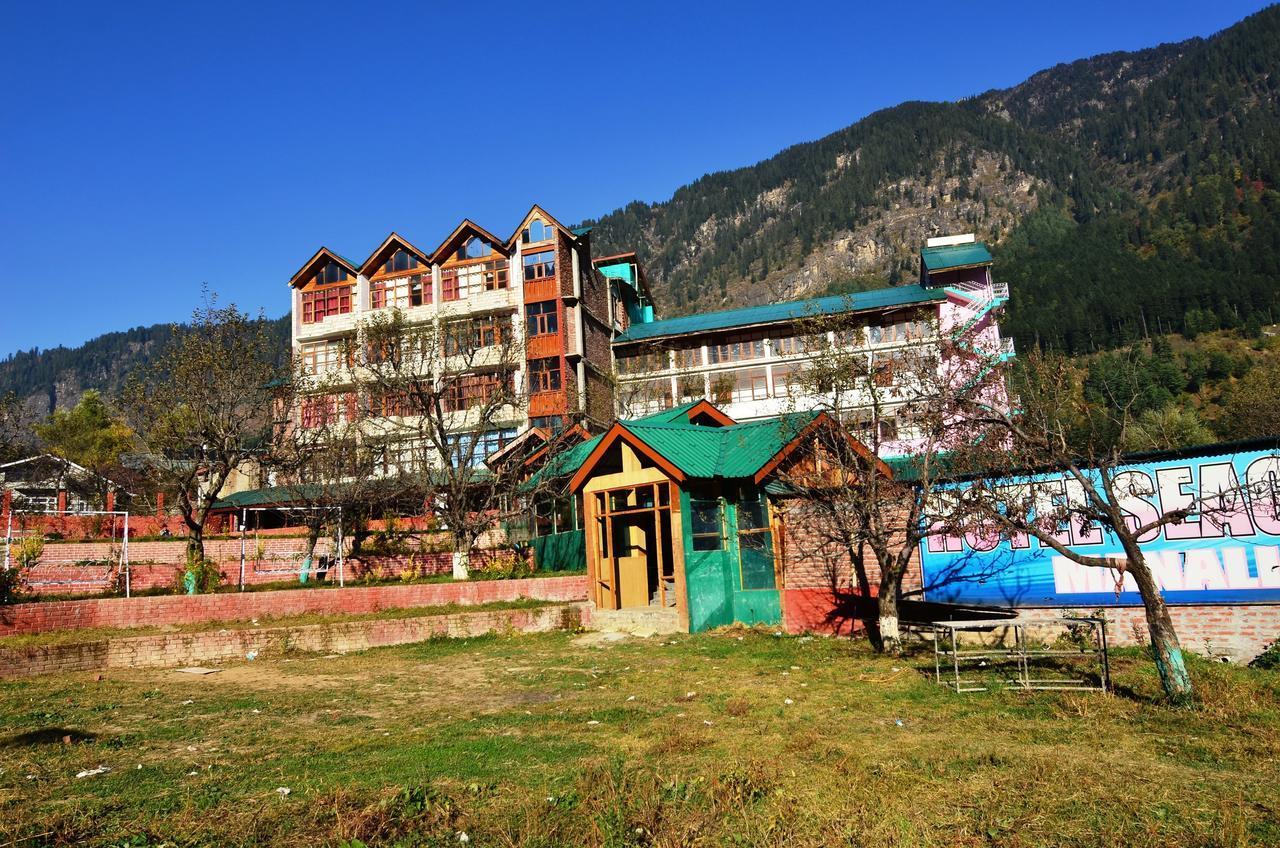 Hotel Seagull Manāli Екстериор снимка